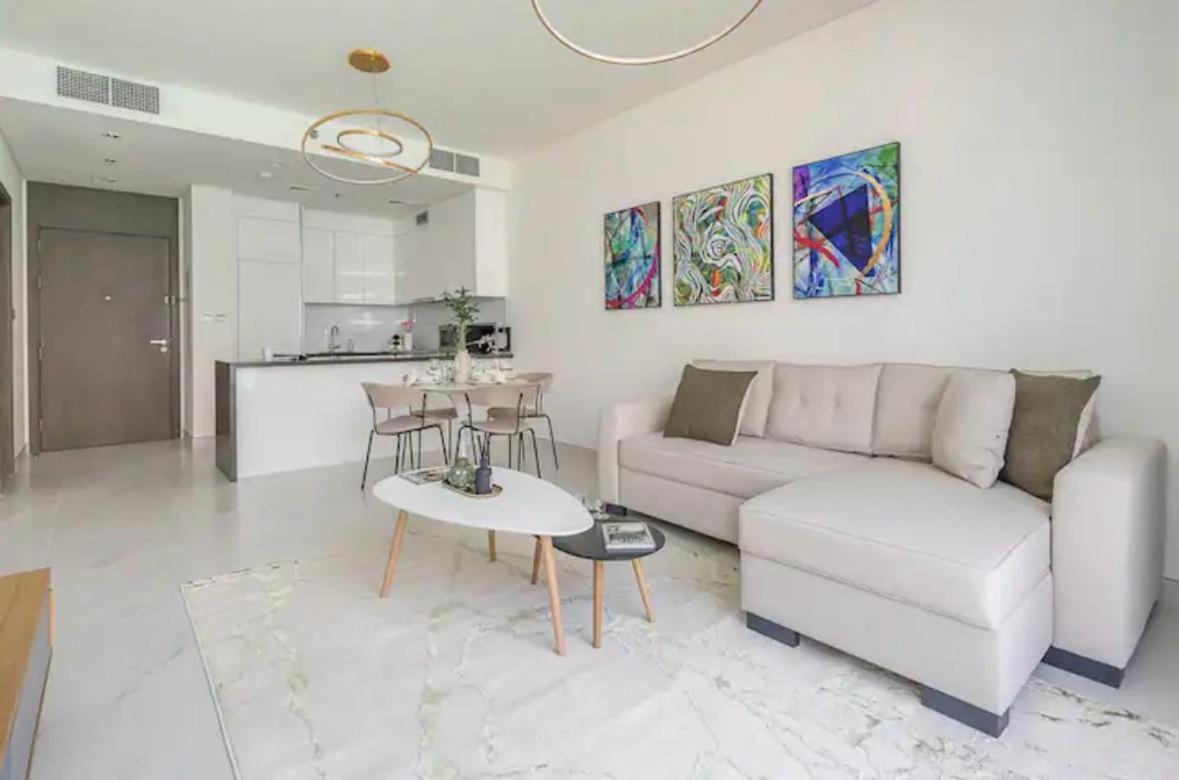 District One Full Water View Apartment